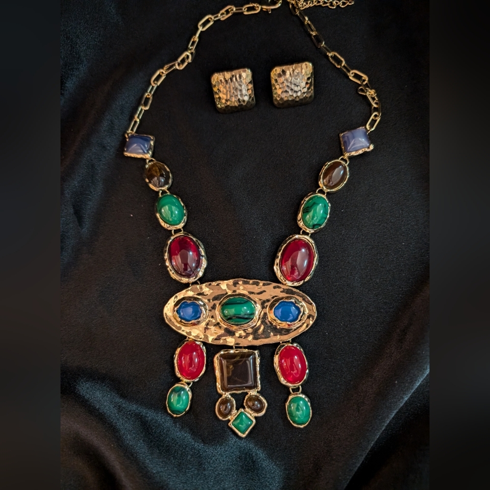Elegant Multicolor Gemstone Necklace and Earring Set